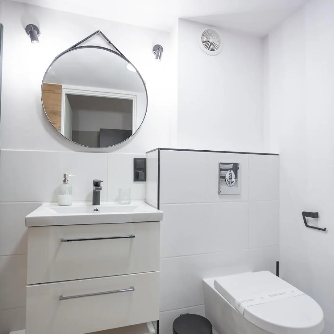Apartment Studio Loft Old Town By #Hoomvi Wroclaw Poland